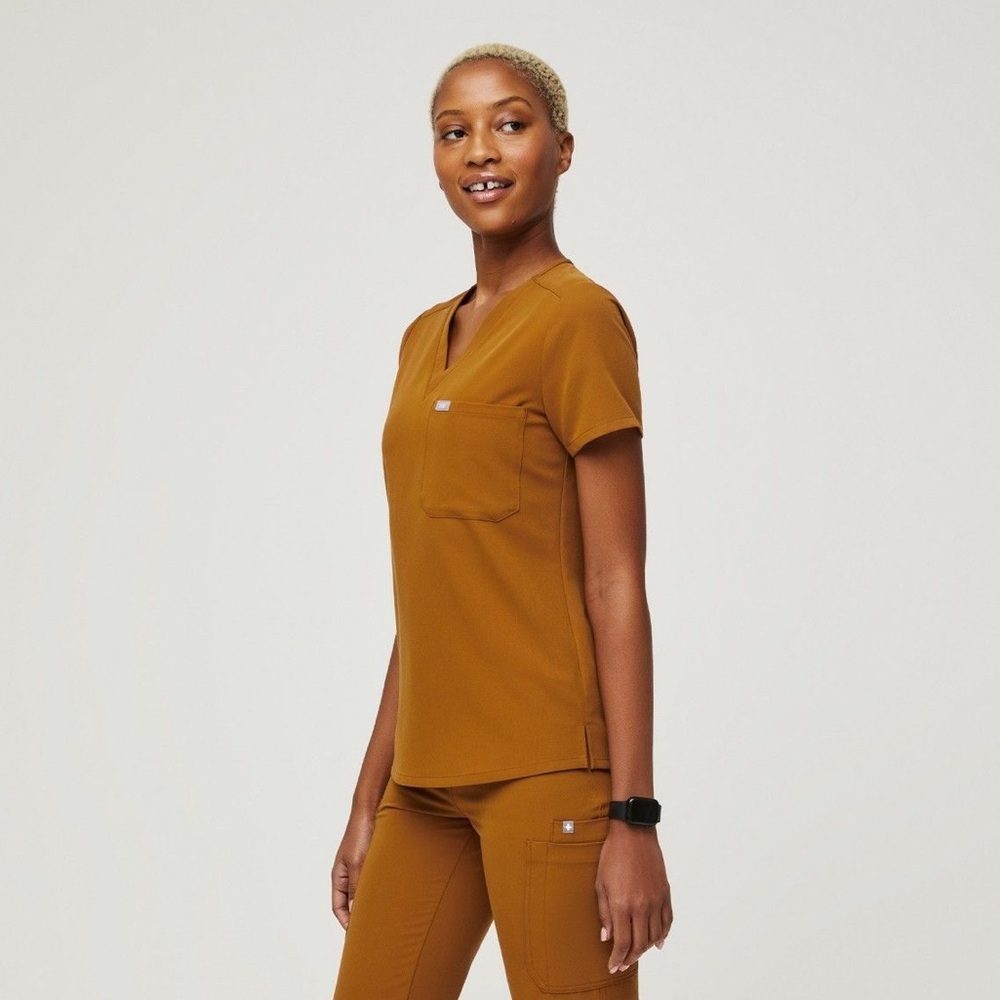 FIGS Atlantic Fall Catarina One-Pocket Scrub top and Zamora jogger scrub pants